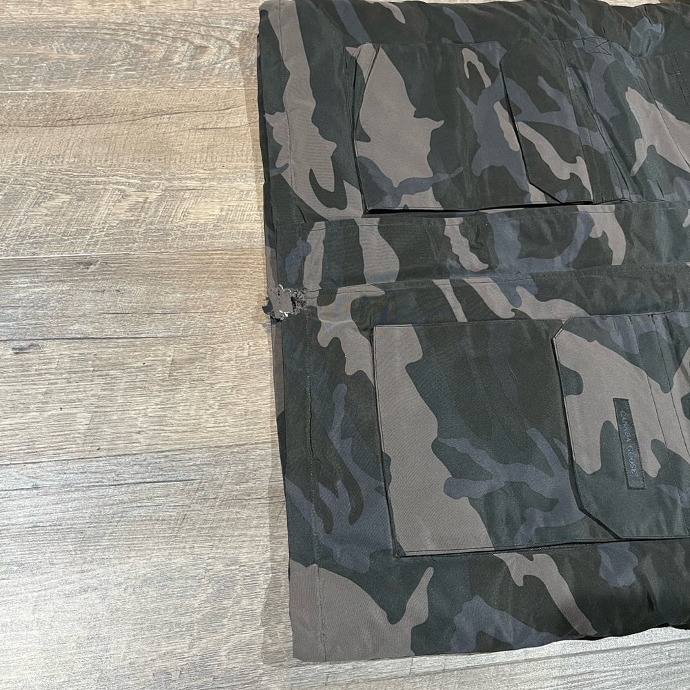 Men’s Size XL Canada Goose Expedition Parka Camo Black Label - Picture 10 of 11
